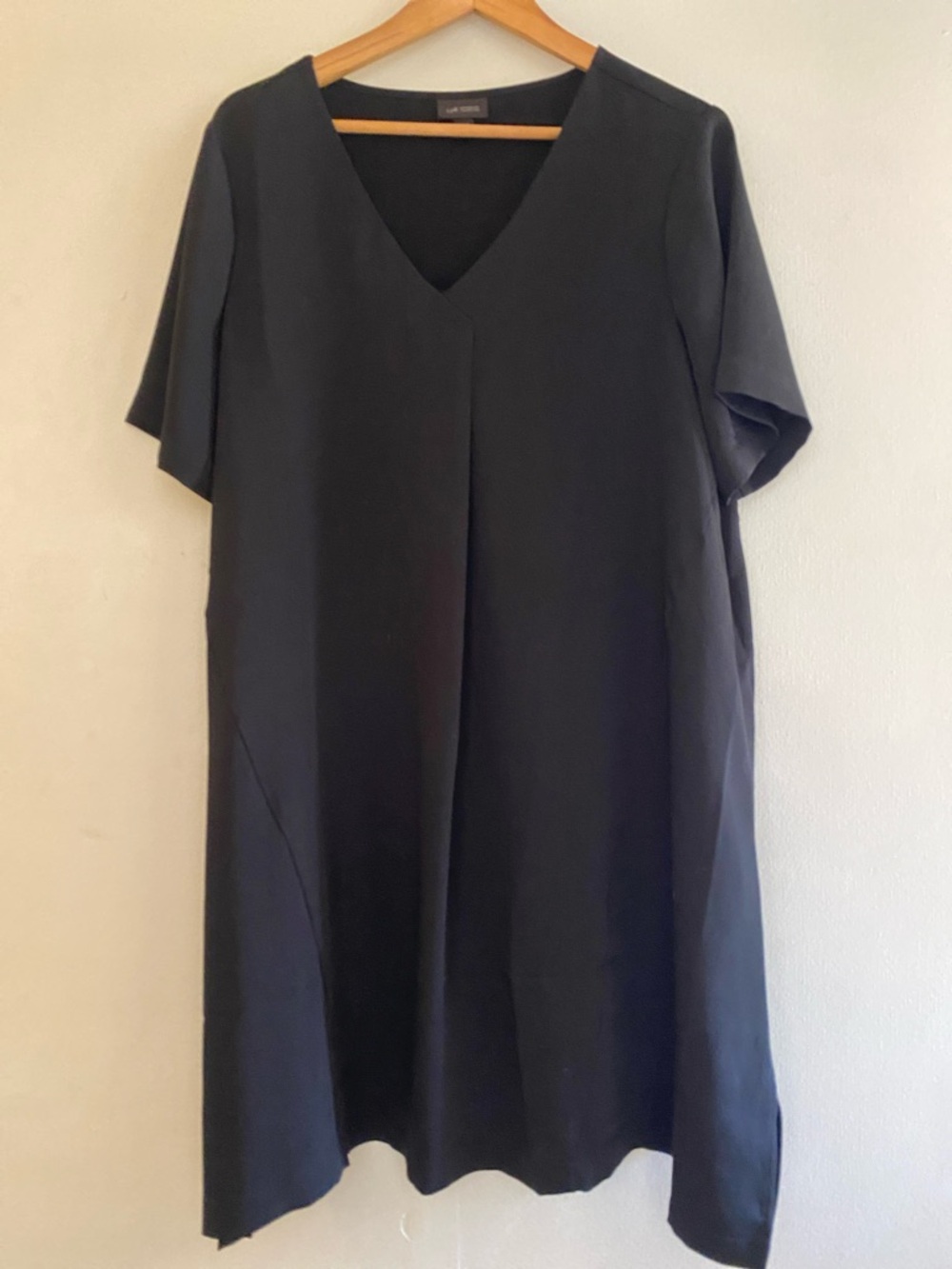 J. Jill Black V-Neck Midi Dress